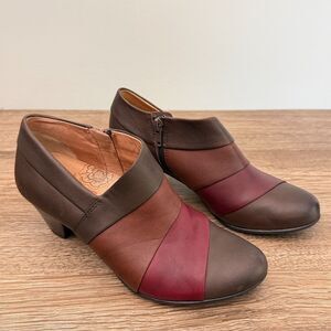 Taos Triumph Leather Colorblock Ankle Booties Brown Burgundy Comfort Heel 6.5